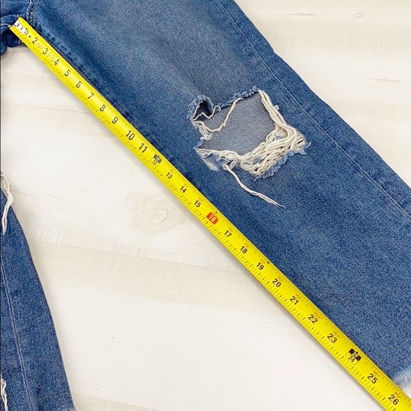 FREE PEOPLE Tattooed Print Ripped Boyfriend Jean - Picture 11 of 16